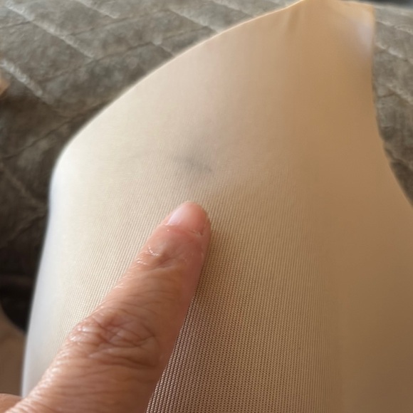 BNWOT Seamless Tan Bra by Cacique - Picture 3 of 9